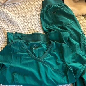 Cherokee Infinity GREEN Scrub Set